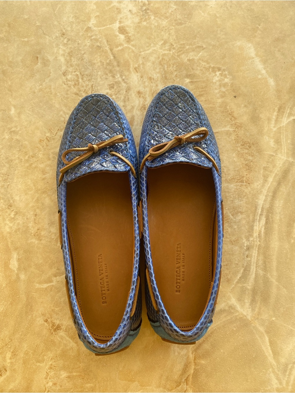 Bottega Veneta Blue Woven Leather Driving Loafers with Tan Bow Size 6